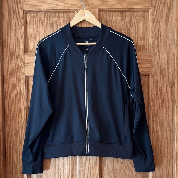 GOOD AMERICAN Performance Jacket - Picture 10 of 10